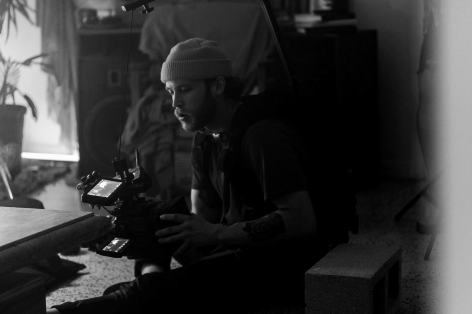 Документальная фотография - связь через визуальное повествование